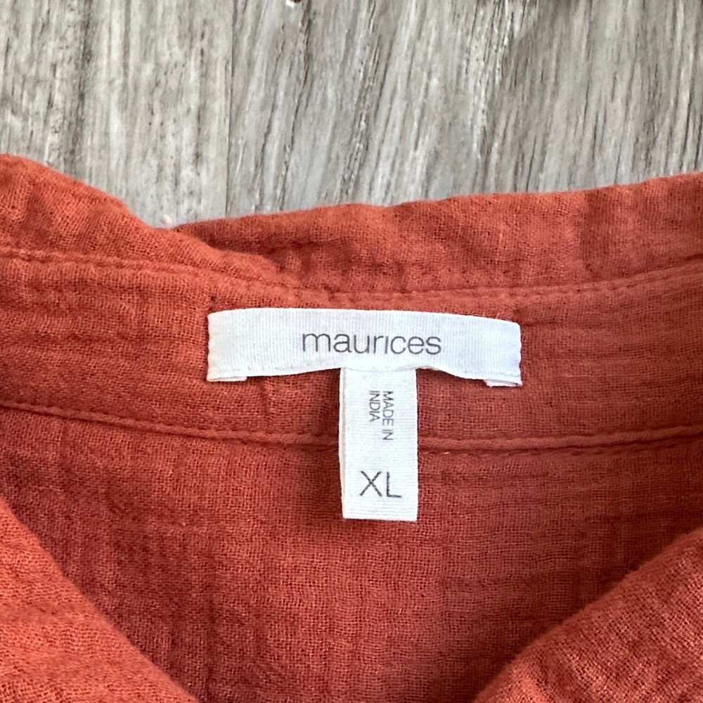 Women’s Maurice’s Rust Button-Up Shirt - Picture 2 of 4